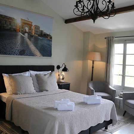 Chambres D'Hotes Des Gens Heureux Saint-Hippolyte-du-Fort Esterno foto