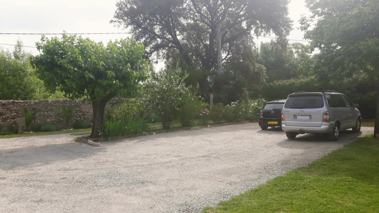 Chambres D'Hotes Des Gens Heureux Saint-Hippolyte-du-Fort Esterno foto