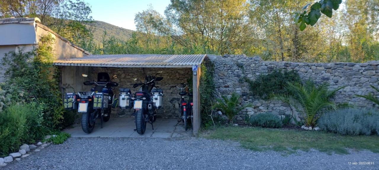 Chambres D'Hotes Des Gens Heureux Saint-Hippolyte-du-Fort Esterno foto